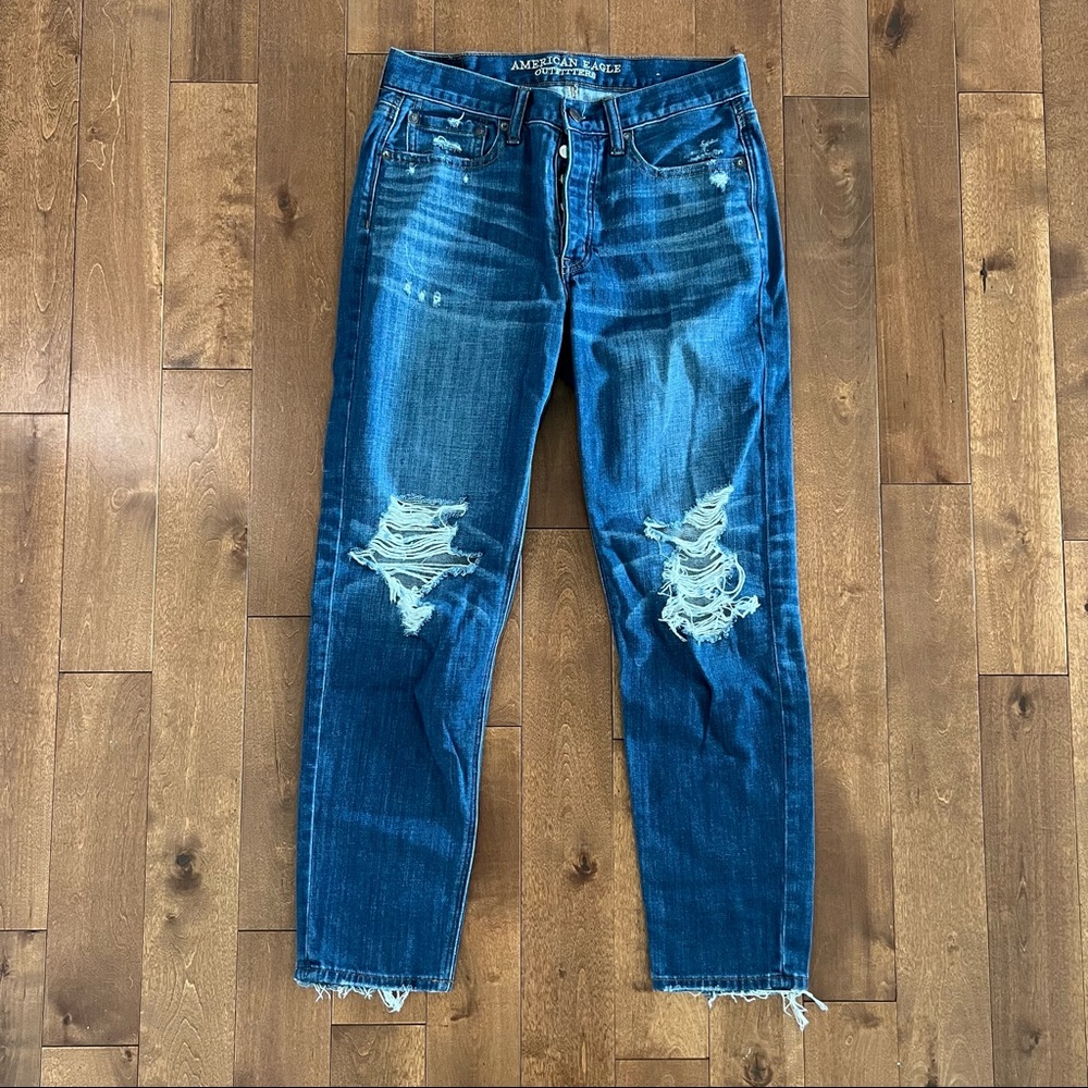 Like New AE Vintage High Rise Crop Jeans
